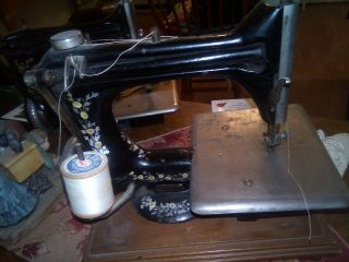 Antique singer treadle automatic model 24 - 50 manufactured in 1913 3