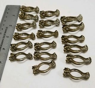 Set Of 18 Vtg.  Antique Ornate Brass Ottavia Germany Clam Shell Claw Curtain Clips