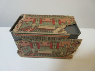 Vintage Marx Newlyweds Tin Litho Bathroom Orig.  Box 5