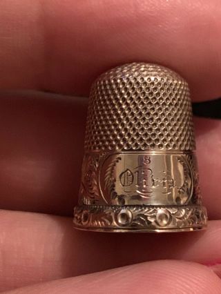 Antique Victorian 10 Kt Yellow Gold Thimble Grapes And Leaves Monogram Olivia 8