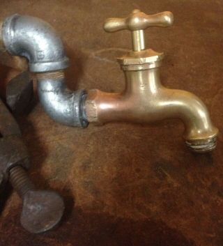 ANTIQUE BIG BRASS GARDEN FAUCET VINTAGE HOSE WATERING SPIGOT FIXTURE SALVAGE 3