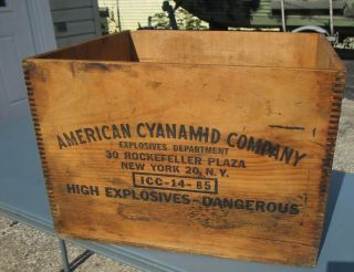 Vintage Wooden American Cyanamid High Explosive Crate Dovetail Box 1