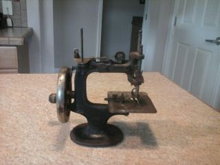 Antique Toy Child Cast Iron Sewing Machine