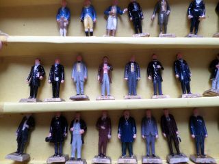 VINTAGE 35 PRESIDENTS OF THE USA HAND PAINTED MARX & CO.  HARD PLASTIC FIGURES 2