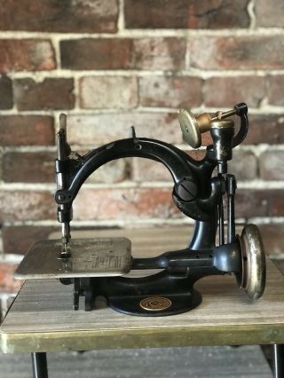 Willcox & Gibbs Antique Sewing Machine Chain Stitch Brass Medallion 1800’s