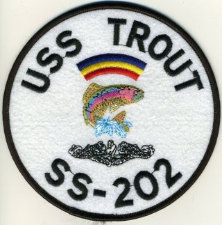 Uss Trout Ss 202 - Trout With Dolphins And Medal Ribbon Bc Patch Cat No C5702
