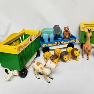 1973 Fisher Price Little People Circus Train 991 Animals Conductor Ringmaster 3