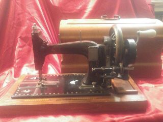Vintage Singer Sewing Machine Hand Crank