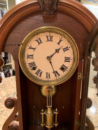 Unknown maker - Ansonia ?? - antique mantle/shelf clock - runs 8
