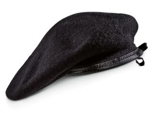 U.  S.  Military Surplus Wool Beret - Bancroft Cap Company - Black Size 7 1/2 -