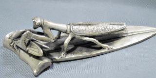 Handwork Collectable Old Noble Miao Silver Carve Mantis Hold Leaf Unique Statue 5