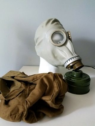 Vintage Soviet Russian Civil Defense Gas Mask T - 83