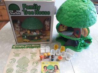 Vintage 1975 Kenner Treetots Family Tree House W/box & Paperwork