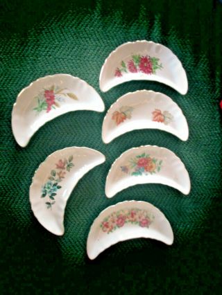 6 Porcelain Crescent Moon Shaped Trinket Dishes Vintage Japan 6 3/4 ",  Unmarked