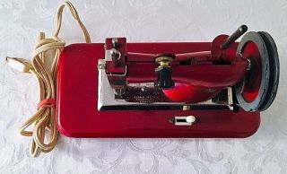 Casige Vintage Child ' s Miniature Toy 1940s Sewing Machine Red Germany 4