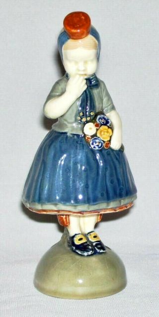 & Vintage Porcelain Young Girl Figurine (4916,  Marked) European
