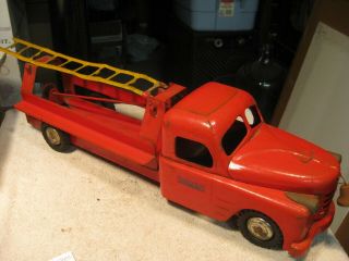 Vintage Structo Toys Pressed Steel Fire Ladder Truck
