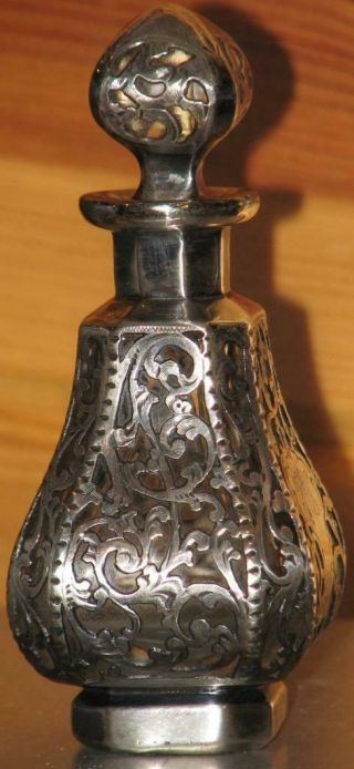Antique 4.  5 " Heavy Solid Silver Sterling Overlay Glass Perfume Bottle