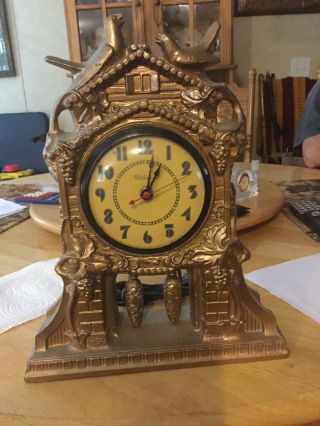 Vntg Antq Ornate Gold Gilt Bronzed Cast Iron Windsor Mantel Clock Reg.  Us.  Pat.