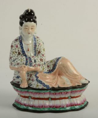 Rare Antique Chinese Porcelain Famille Rose Seated Kwan Yin Buddha Statue