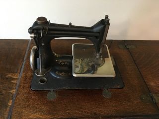 Singer Chain Stitch Sewing Machine Model 24,  Treadle Cabinet,  1907 9