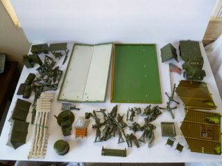 Vintage Marx Us Army Training Center Play Set W/ Army Soldiers & Accessories