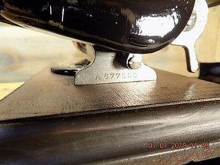 Antique Hand Crank Willcox Gibbs sewing machine.  RESTORED 1899 7