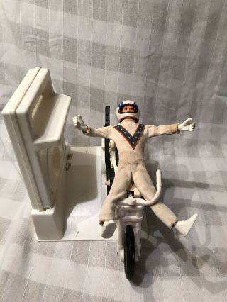 Vintage 1972 - 73 Evel Knievel,  White Cycle & White Launcher 5604 - 01