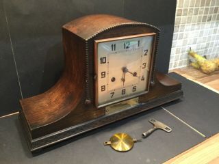 Antique / Vintage Art Deco Mantle Clock