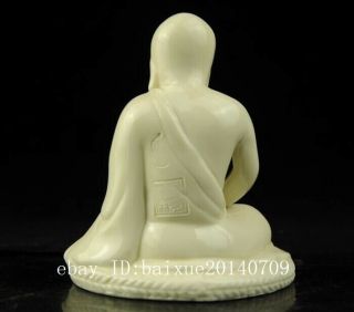 chinese old Dehua white porcelain carved sit quietly arhat Buddha statue b02 4