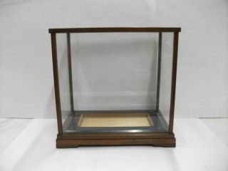 The Glass Case (display Cases) Of The Wooden Frame.  Japanese Antique.