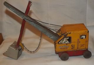 Vintage Walt Reach Toy Courtland Excavating Tin Toy 51 Swivel Cab