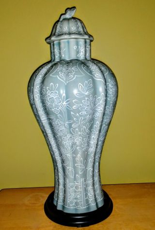 Vincent Dubois Antique French Porcelain Porcelaine De Paris Vases Ginger Jar