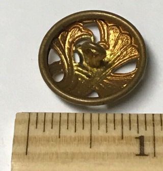 Vintage Gold Tone Floral metal button 772 3