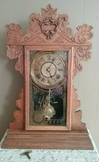Antique En Welch Day Time & Strike Gingerbread Table Mantle Clock Wood