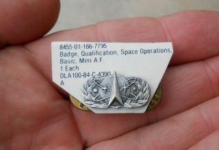 Old Vintage 1984 U.  S Air Force Usaf Space Operations Pin Badge & Tag