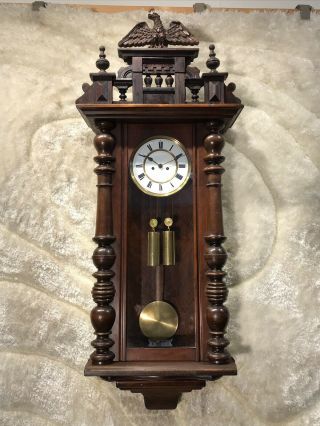 VTG ANTIQUE GERMANEY VIENNA STRIKES WALL CLOCK W 2 BRASS WEIGH & BRASS PENDULUM 12