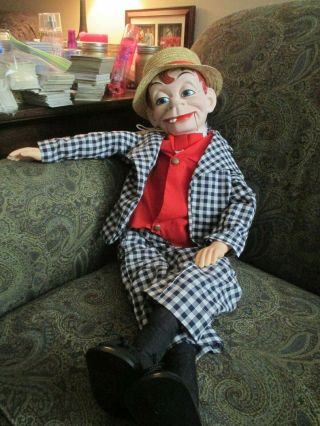 Vintage 30 " Mortimer Snerd Ventriloquist Dummy Doll,  Juro Novelty Inc.  1968 Cool