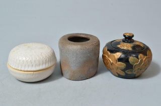 T1380: Japan Kiyomizu - ware Wooden INCENSE CONTAINER LID REST/Stand Bundle 5