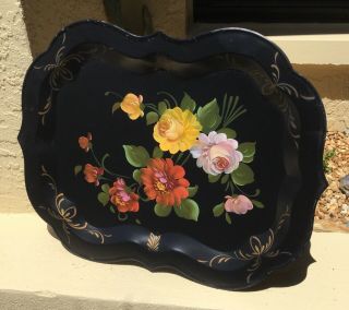 LARGE VINTAGE 50’s HAND PAINTED SCALLOPED CHIPPENDALE TOLE TRAY / BRILLIANT 2