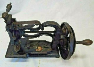 OLD Antique 1860 ' s ENGLAND TYPE SEWING MACHINE CAST IRON Charles Raymond 8