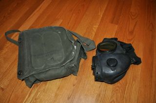 Us Military M17 Series Chemical Biological Gas Mask & Bag With Paperwork