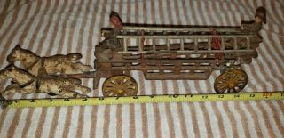 Antique Vintage Cast Iron Toy Horse Drawn Fire Truck Wagon W/ 2 Ladders,  2 Men