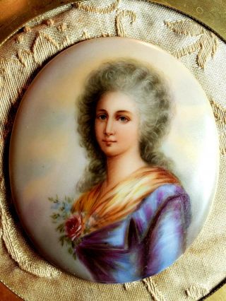 ANTIQUE VICTORIAN PAINTING ON PORCELAIN OF WOMAN 19TH CENTURY 2