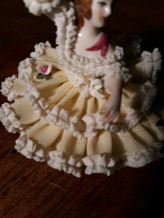 ANTIQUE DRESDEN GERMANY YELLOW WHITE LACE FLOWERS BALLERINA FIGURE 8