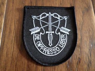 U.  S Military Army Special Forces Hat Arm Patch 3 " X 2 3/4 " Inches De Opresso