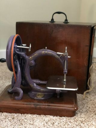Antique 1875 Hand Crank Willcox Gibbs sewing machine.  Pristine 6