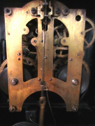 Antique Enameled Cast Iron Shelf Mantle Clock w/ Lion Head,  Key & Pendulum 7