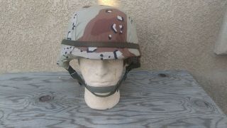 Pasgt Desert Storm War Helmet W/ 6 Color Camo Helmet Cover.