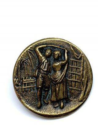 Detailed European Wedding Man Woman Marriage Picture Button 24.  76mm 5